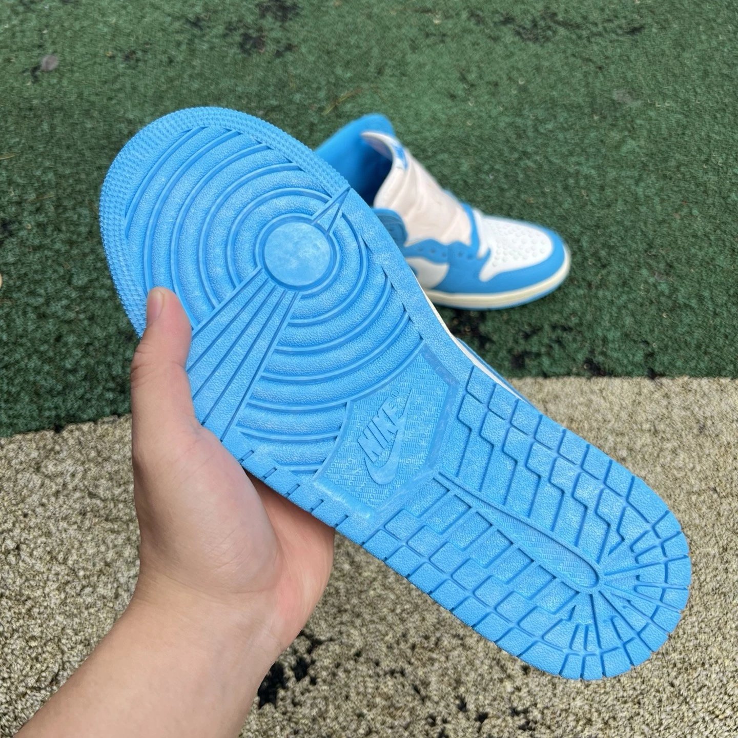 Air Jordan 1 'UNC Reimagined' photo 3