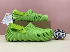 Tide Pollex Clog by Salehe Bembury Crocodile | 207393-30T