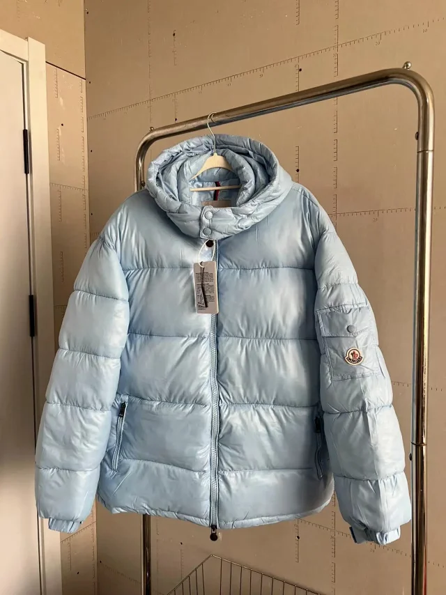 Moncler Down Jackets Hooded shiny puffer jacket product detail image 7