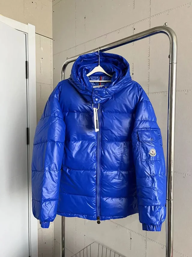 Moncler Down Jackets Hooded shiny puffer jacket product detail image 5