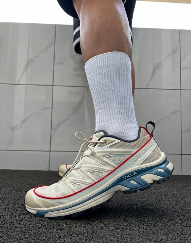 Salomon Sneakers XT-6 trail product detail image 46