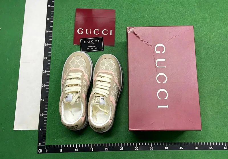 Shoes 9 SKU image