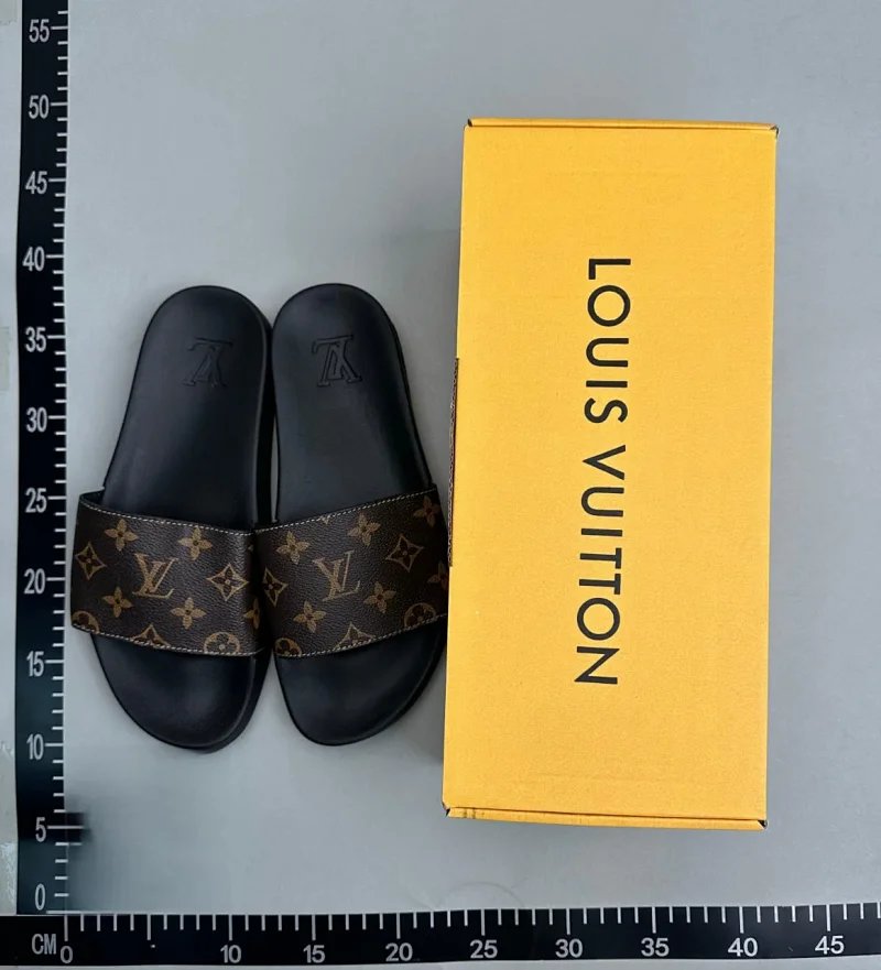 Shoes 10 SKU image