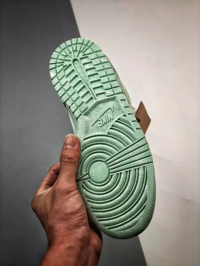 Nike Sneakers Dunk Low Disrupt 2 product detail image 79