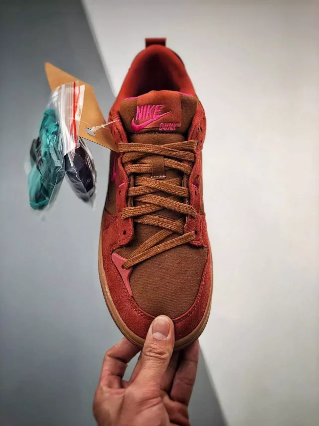 Nike Sneakers Dunk Low Disrupt 2 product detail image 12