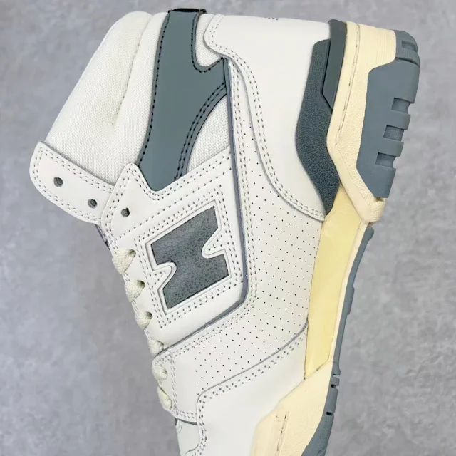 New Balance Sneakers 650R High-Top product detail image 25