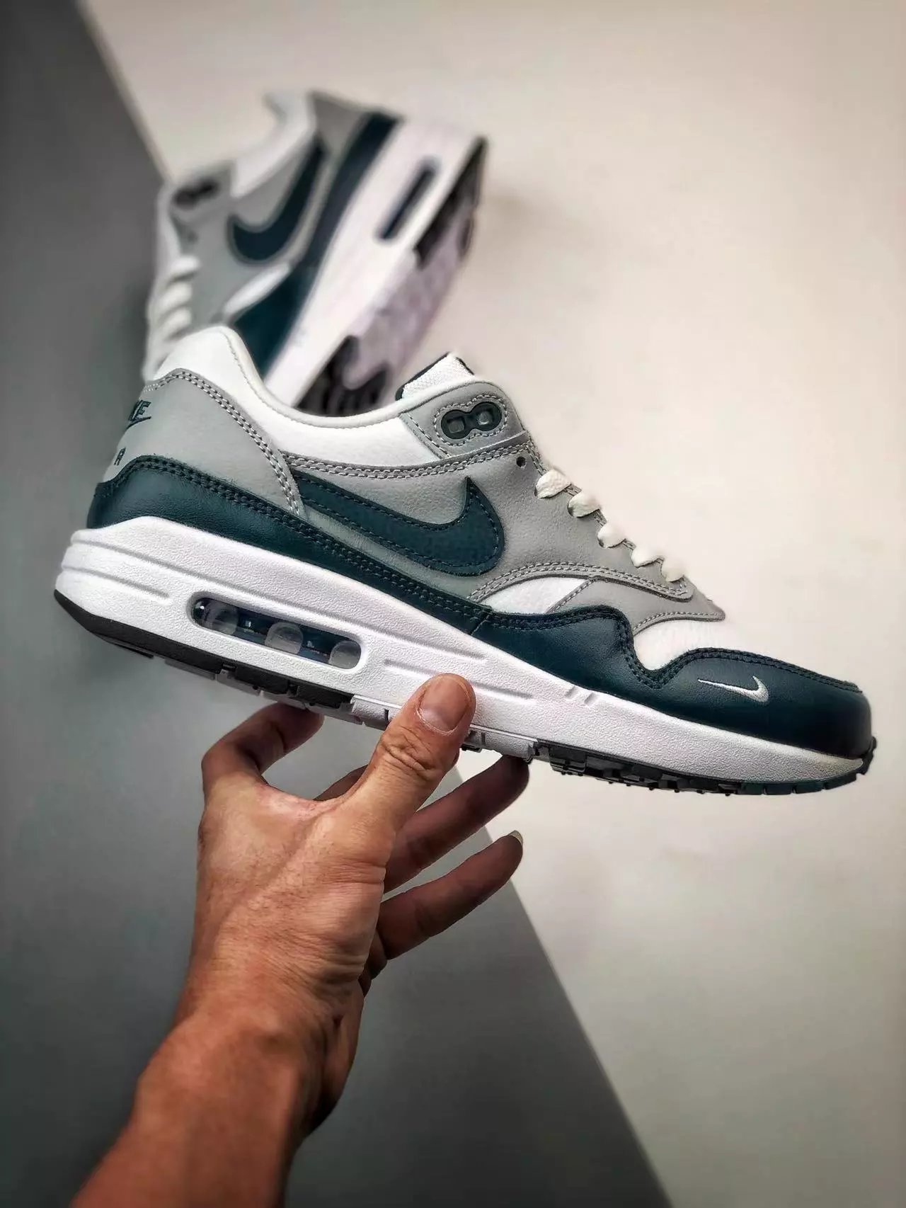 Nike Air Max 1 Wave Burgundy Sneakers - 68