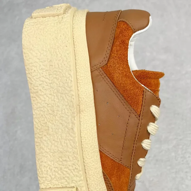 Unbranded Sneakers Low-Top Platform with Textured Oversized Sole product detail image 11