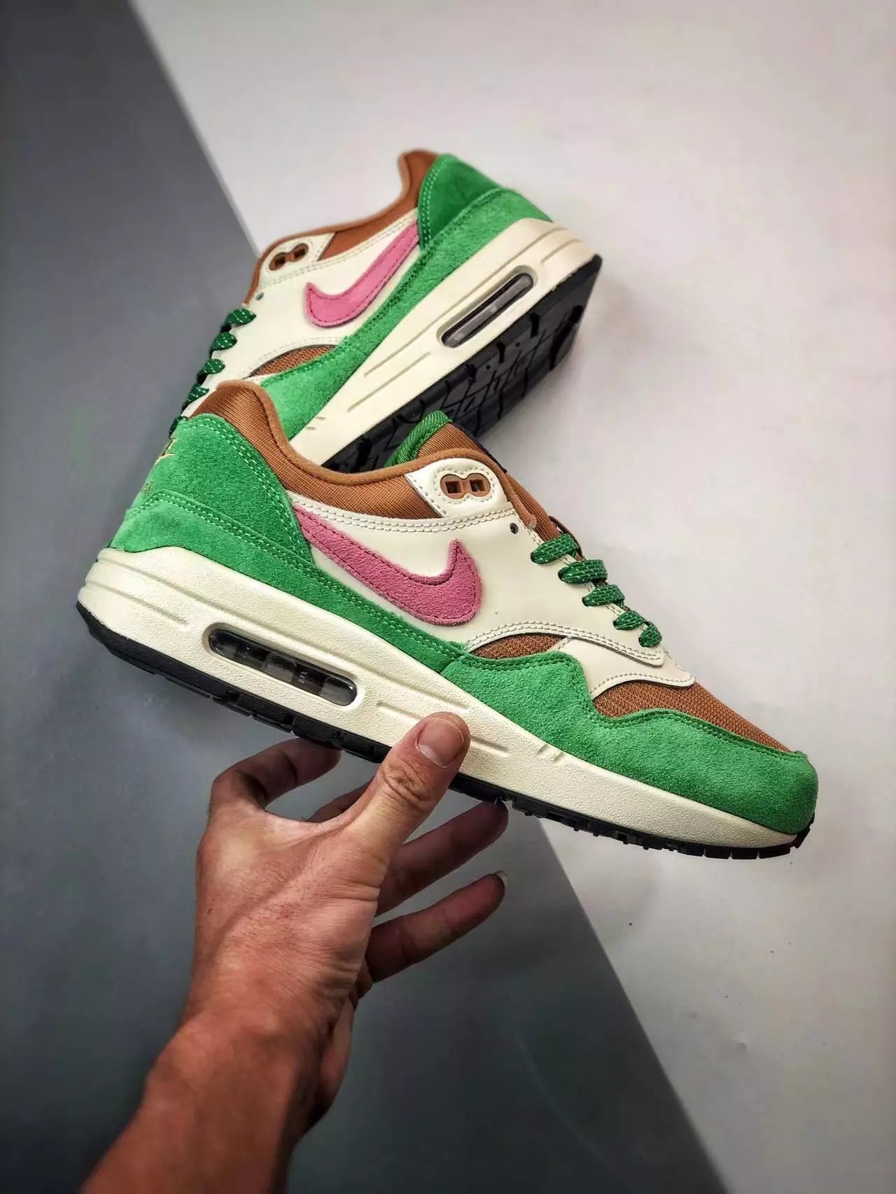 Nike Air Max 1 Wave Burgundy Sneakers - 23