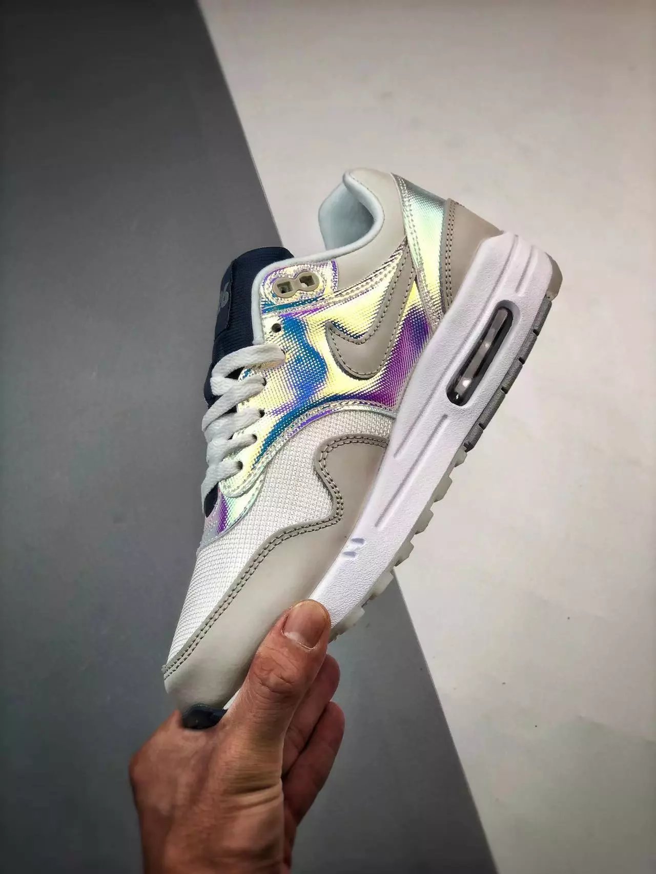 Nike Air Max 1 Wave Burgundy Sneakers - 34