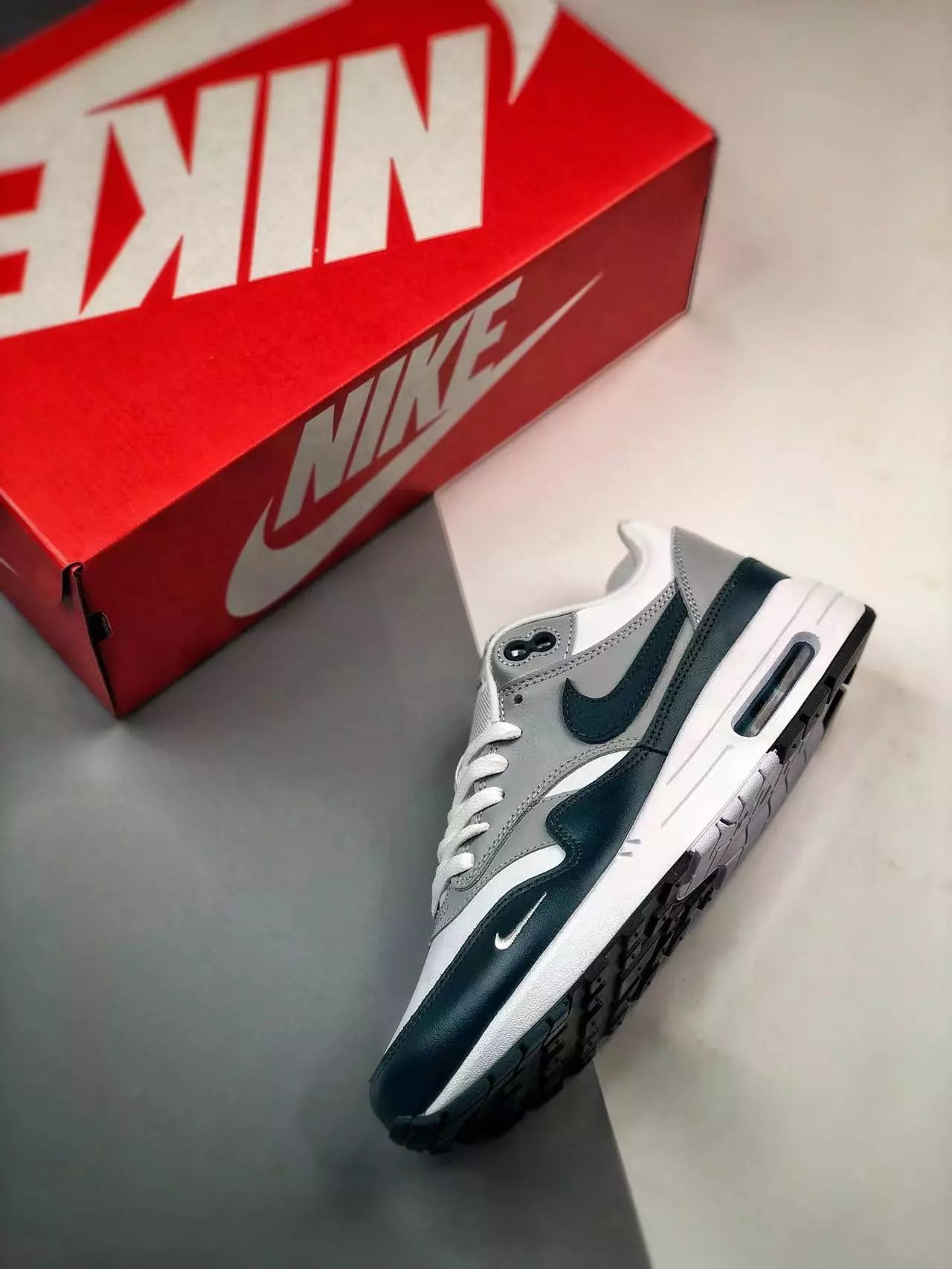 Nike Air Max 1 Wave Burgundy Sneakers - 67