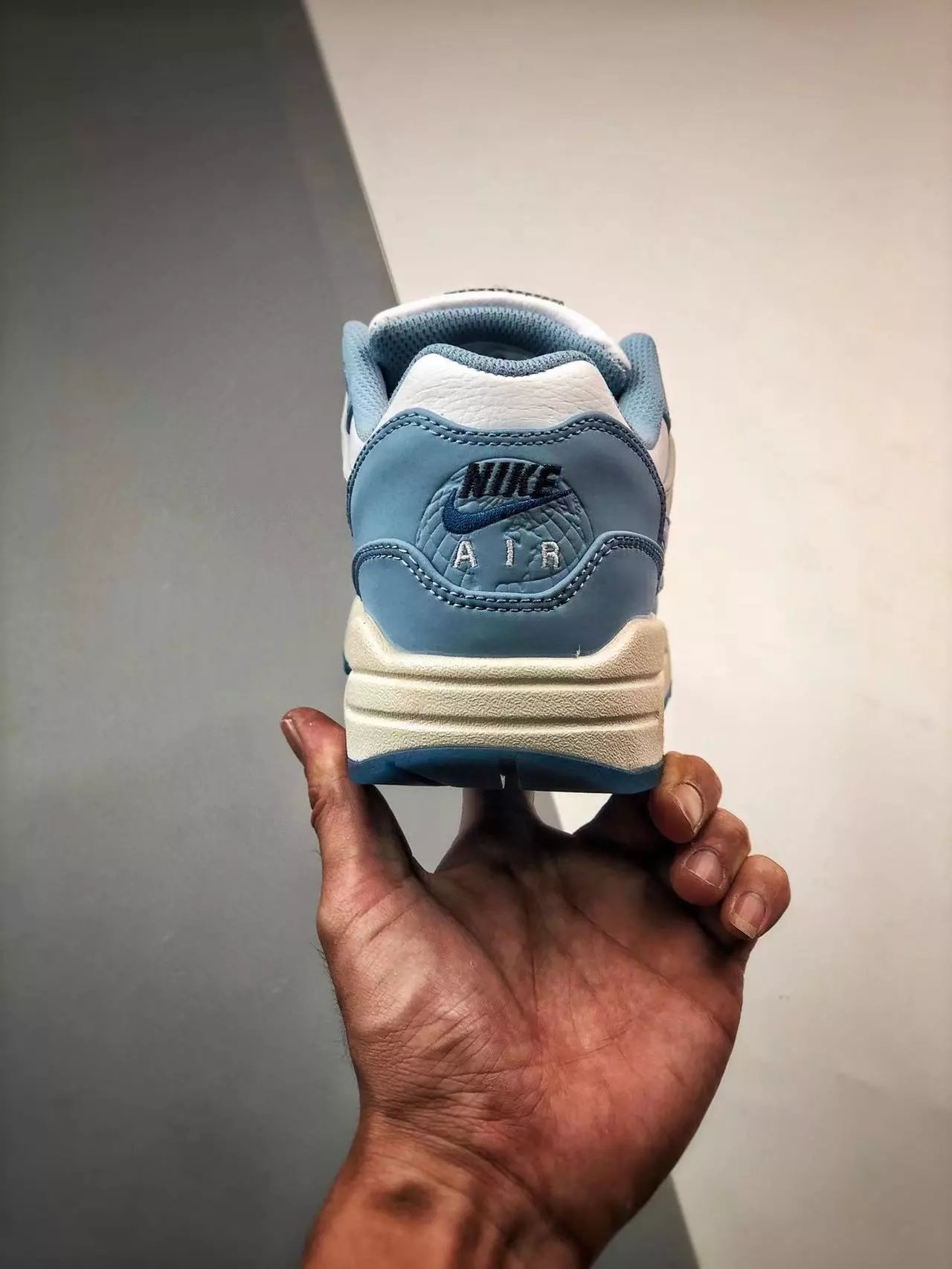 Nike Air Max 1 Wave Burgundy Sneakers - 45