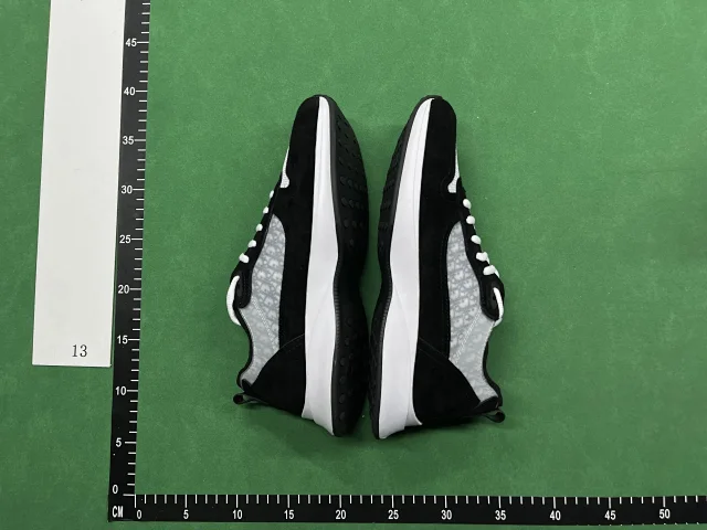 Dior Sneakers Chunky Mesh Low-Top product detail image 10