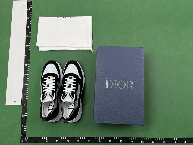 Dior Sneakers Chunky Mesh Low-Top product detail image 12