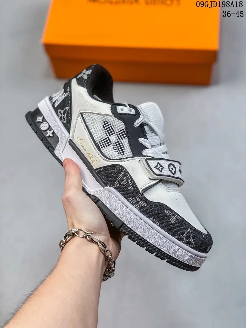 Velcro black and white