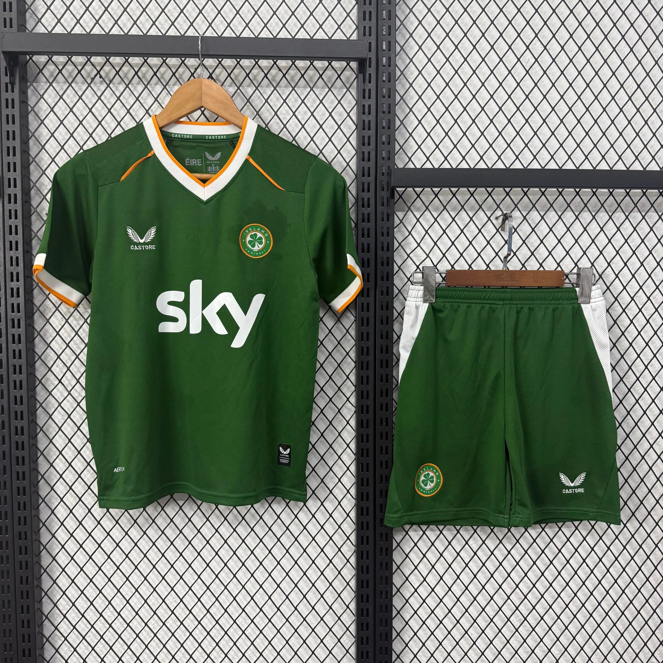 Adidas Football Jerseys Children's jersey and shorts set — 18