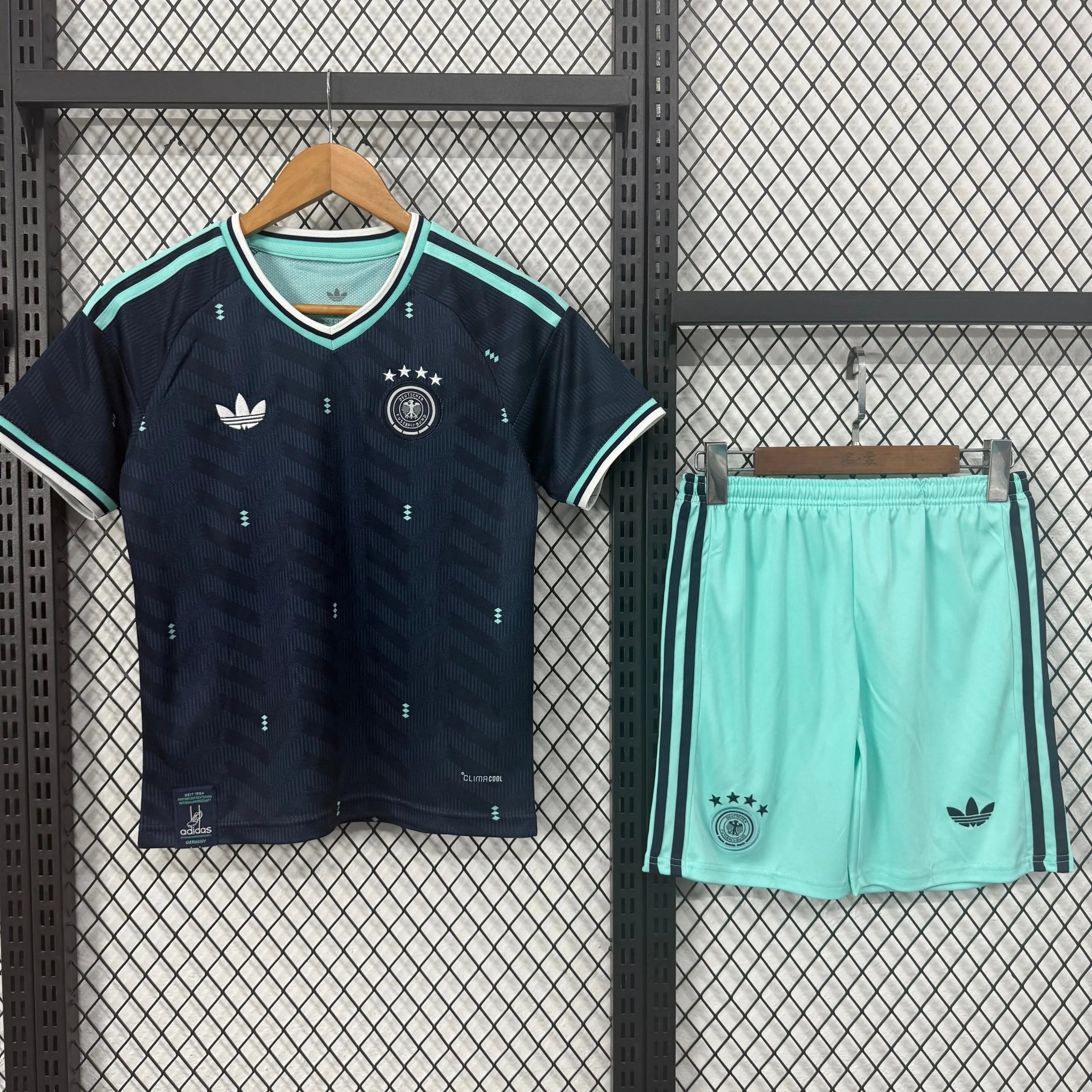 Adidas Football Jerseys Children's jersey and shorts set — 22