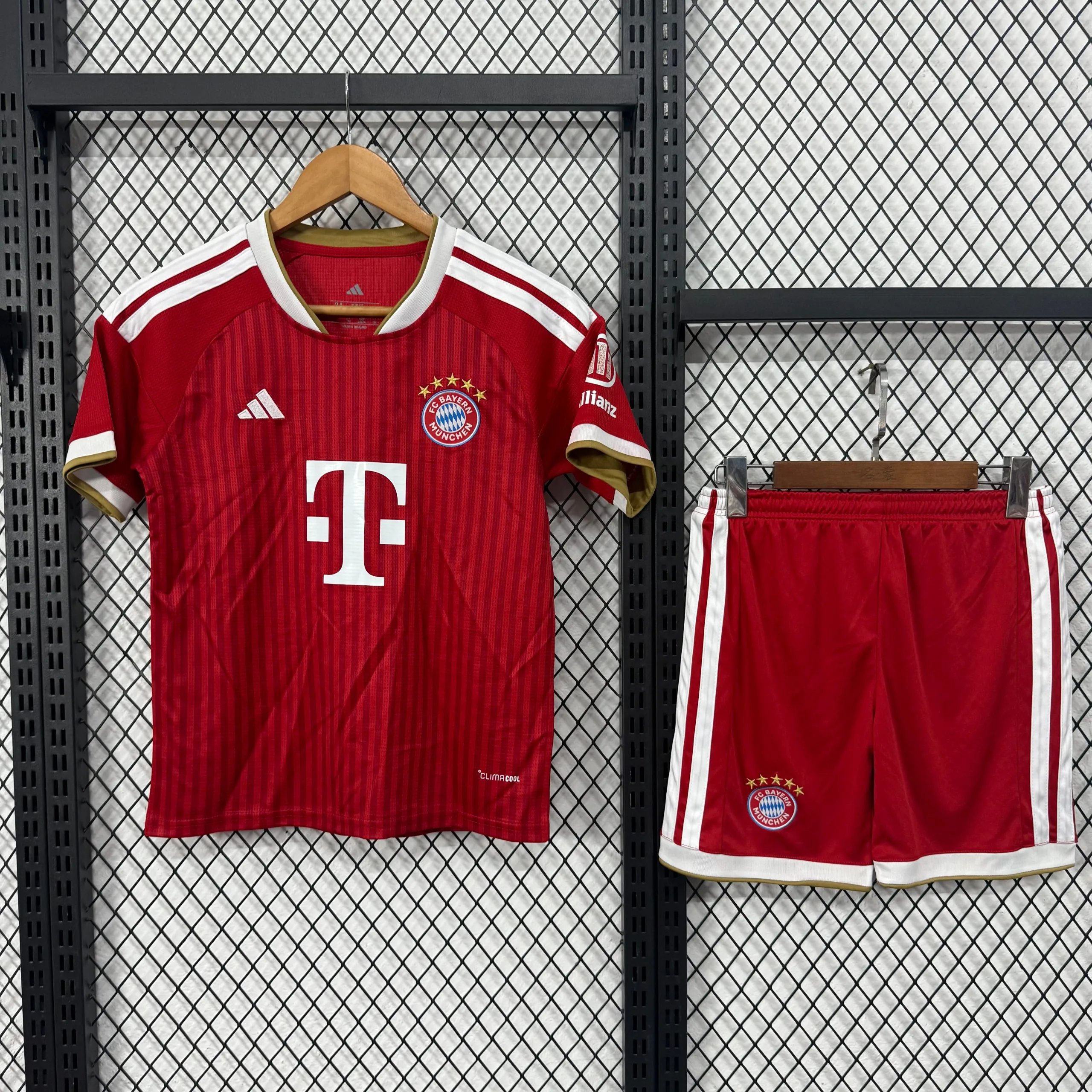 Adidas Football Jerseys Children's jersey and shorts set — 37