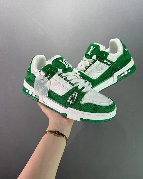 White Green 04