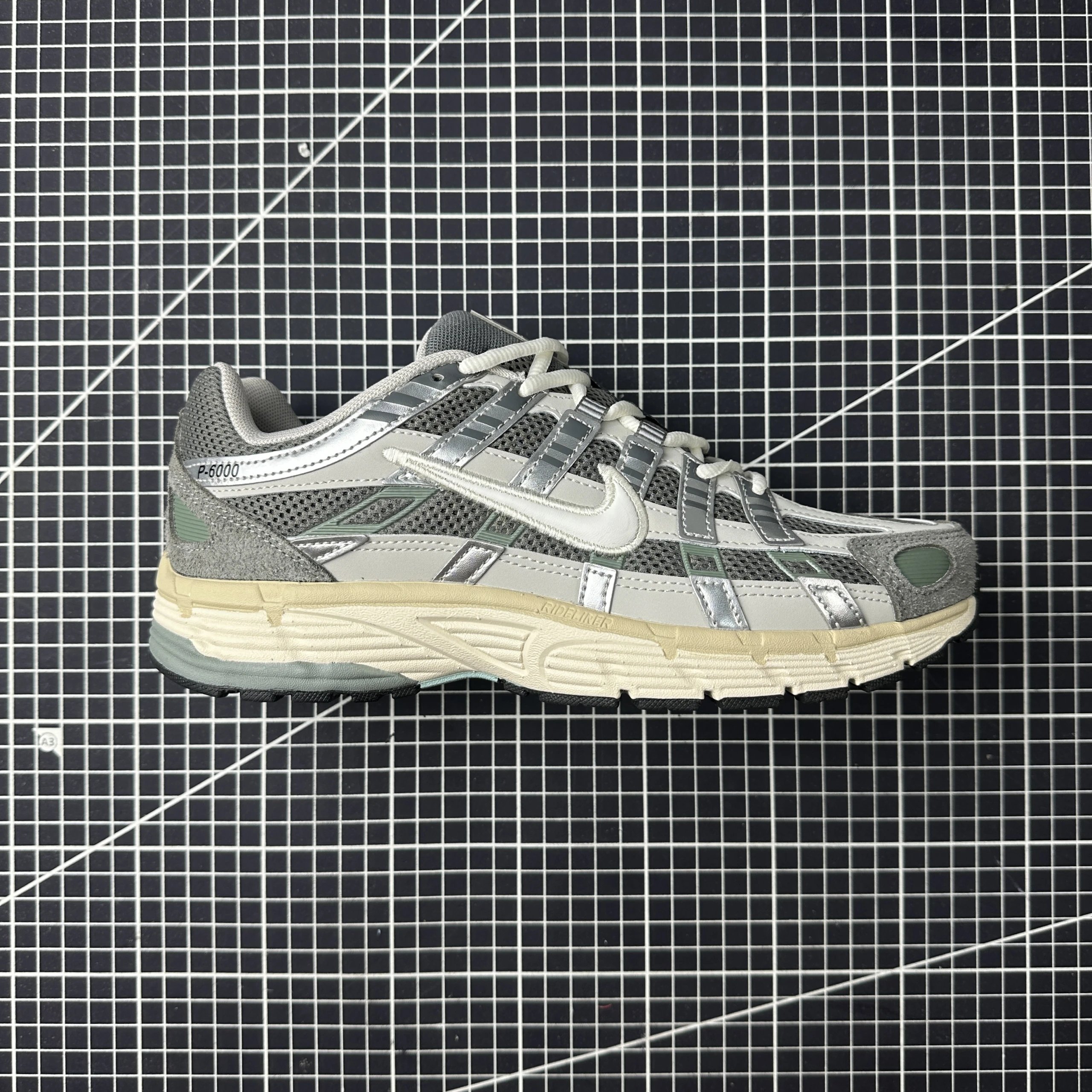Grey Green FN7509-029