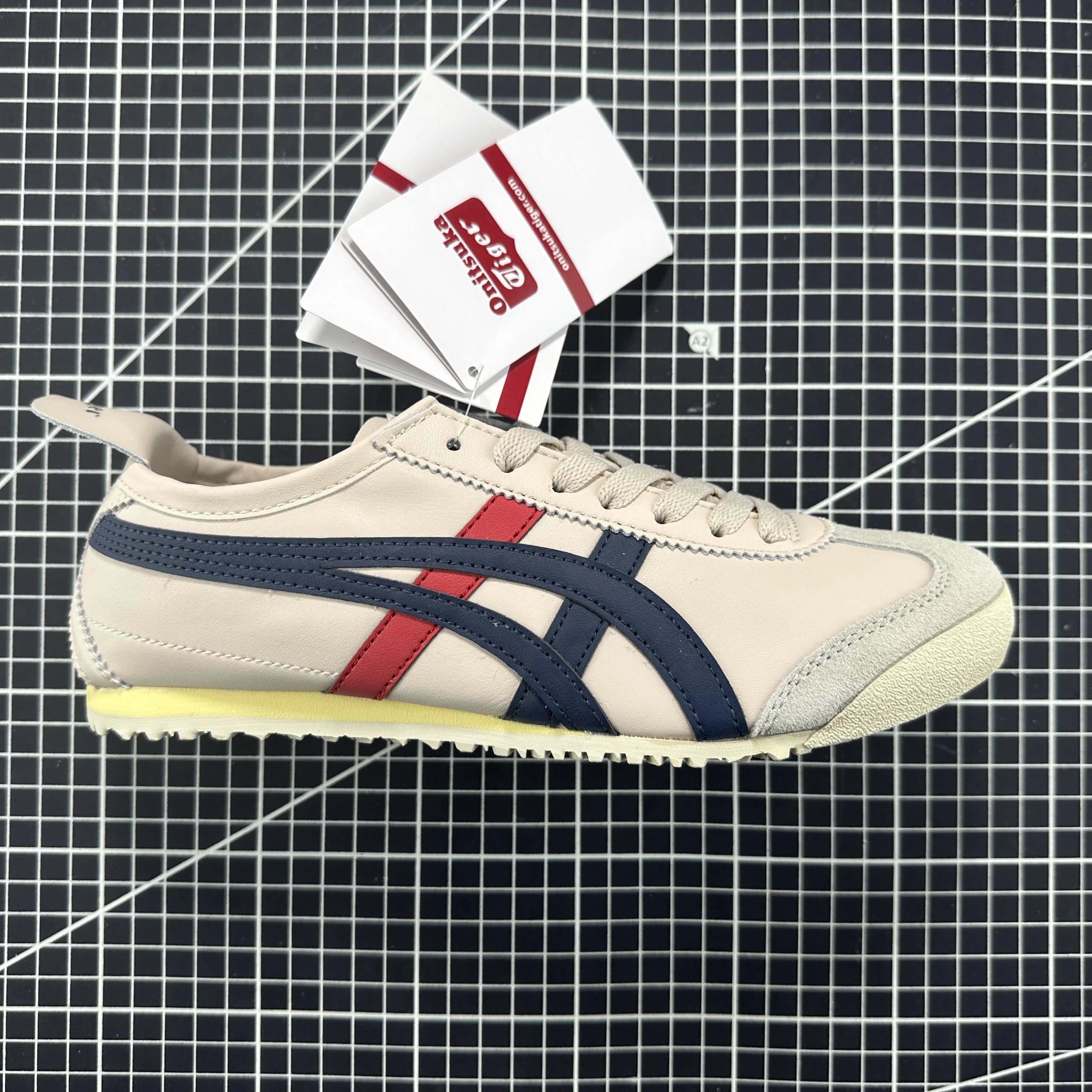 Tiger Mexico 66 Shoes — DL408-0518 m white light blue red colorway — USFans Spreadsheet photo