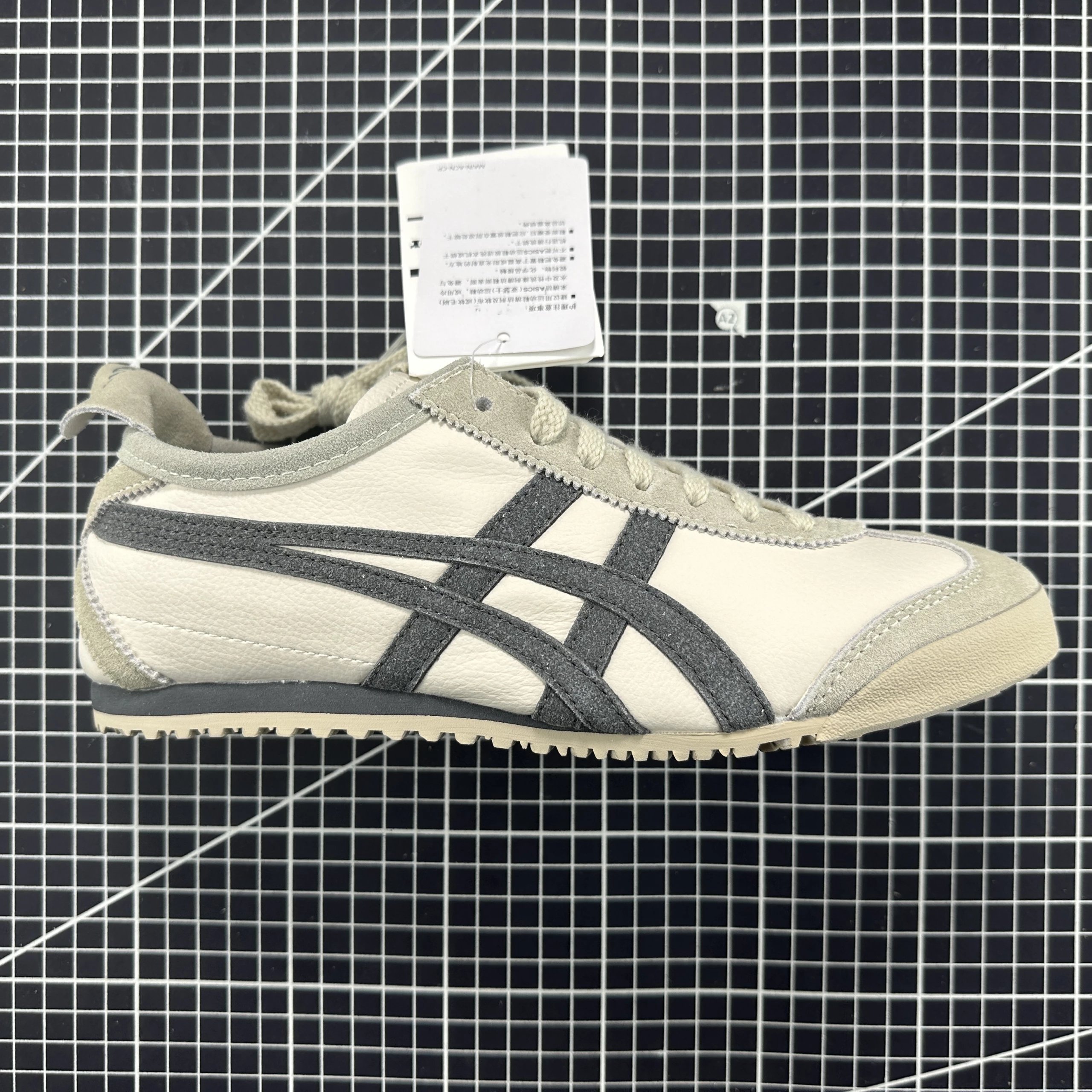 Tiger Mexico 66 Shoes — D2J4L-0297 milk white carbon ash colorway — USFans Spreadsheet photo