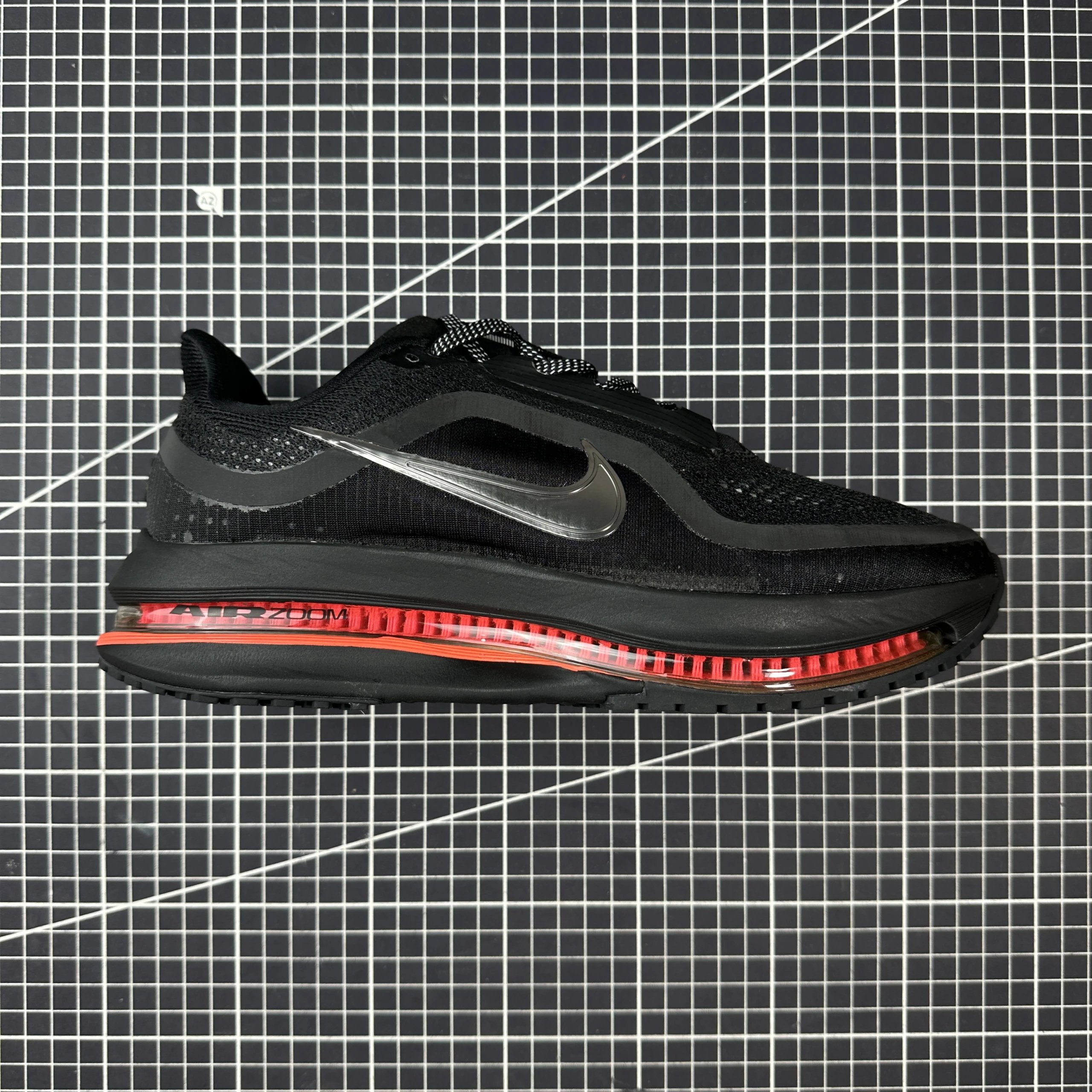 Black HQ2592-003