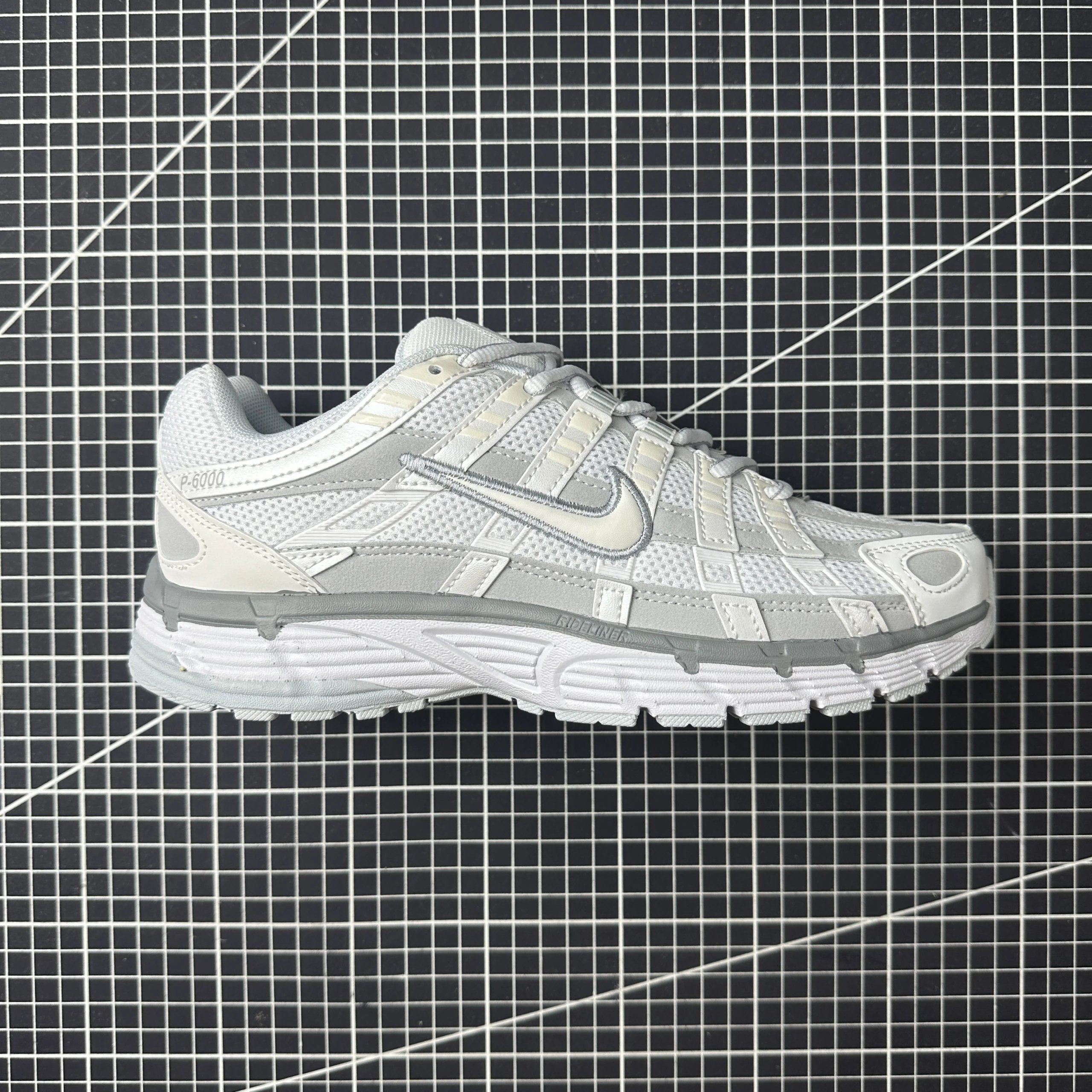 Grey White FV6603-101