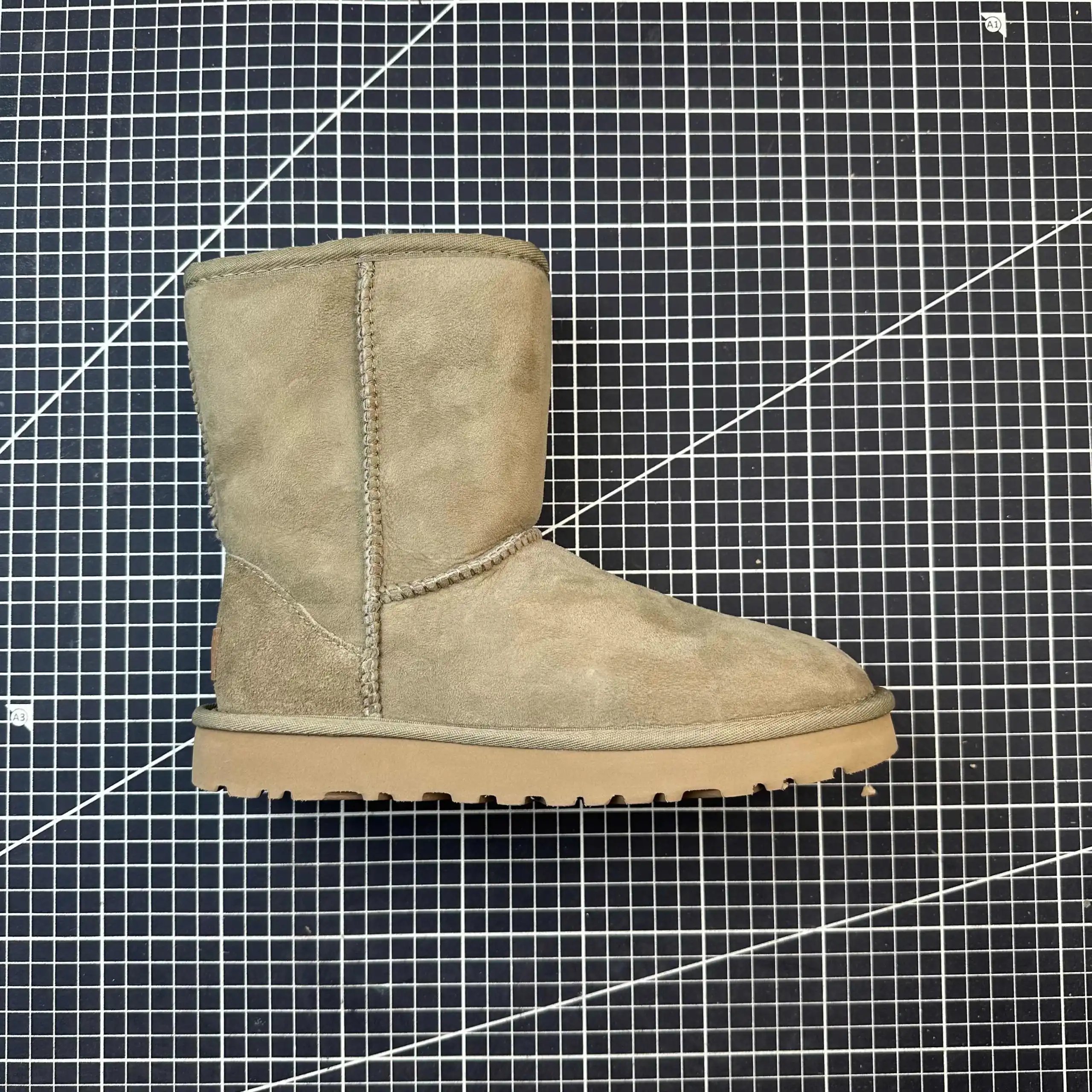 6223-ALP Mid-Calf Brown