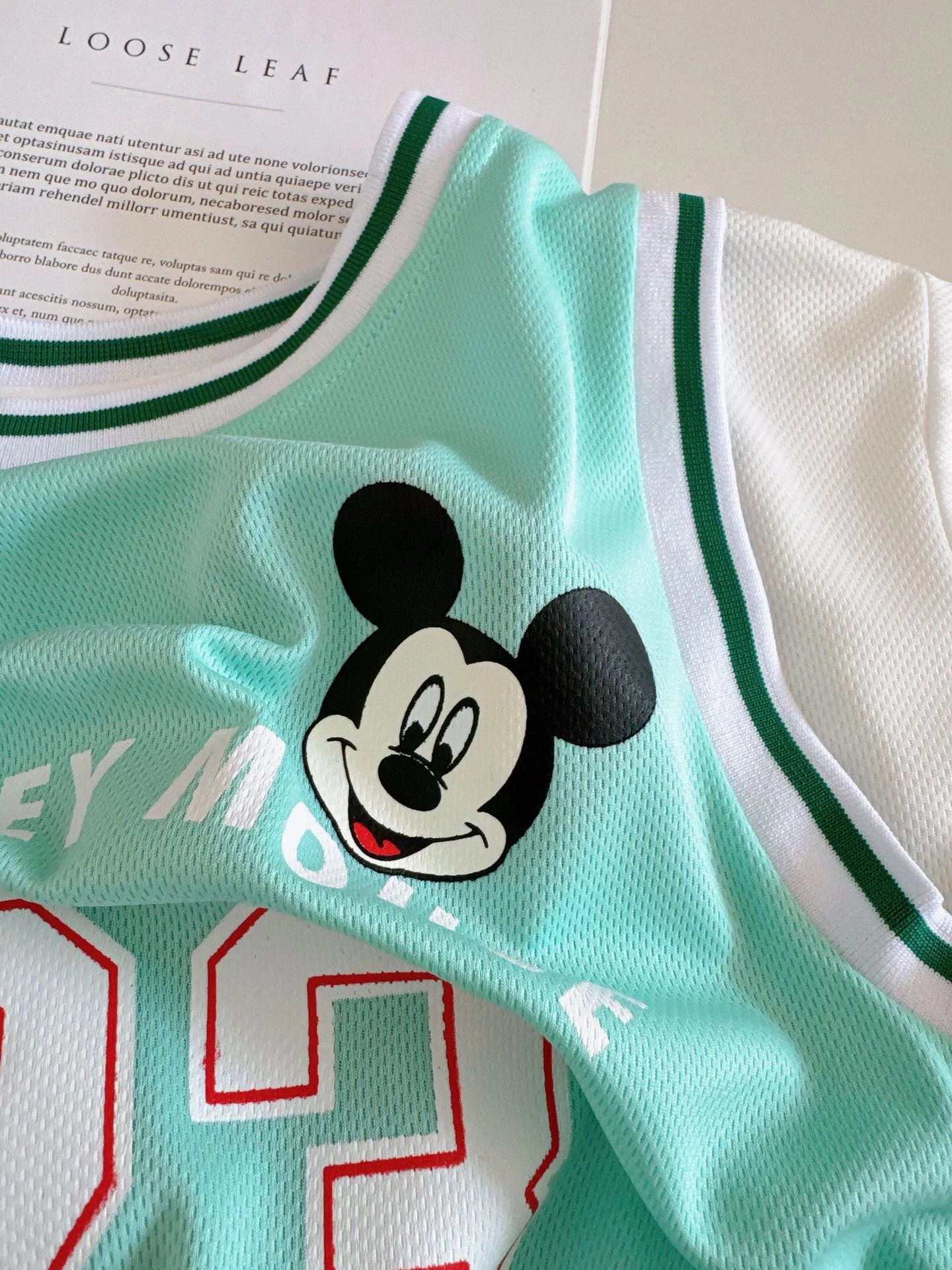 透气速干不会黏,正品带防伪,a类品质:迪士尼 儿童马卡龙色网眼篮球服