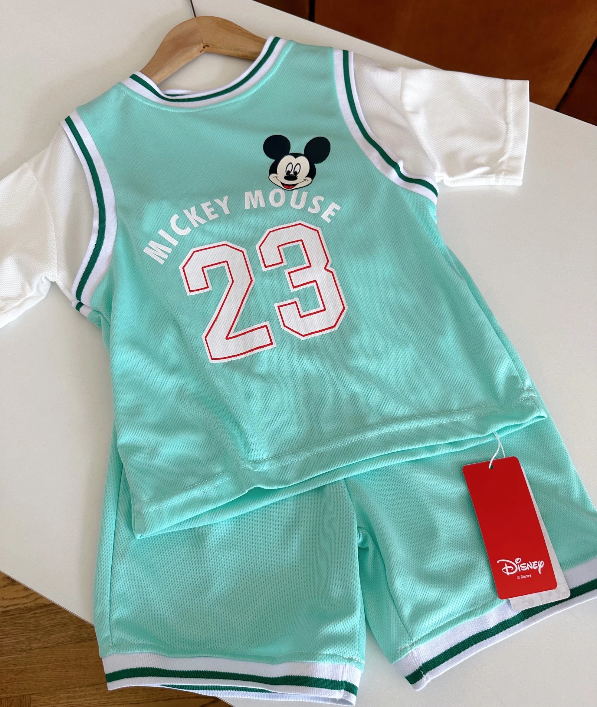 透气速干不会黏,正品带防伪,a类品质:迪士尼 儿童马卡龙色网眼篮球服