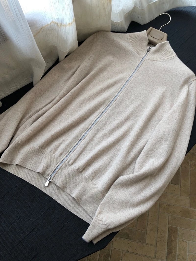 P1199 针织羊绒拉链开衫
