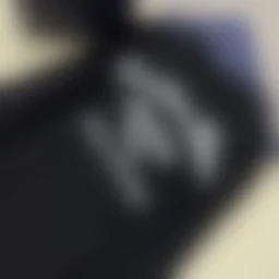 thumbnail for 锁链刺绣圆领卫衣