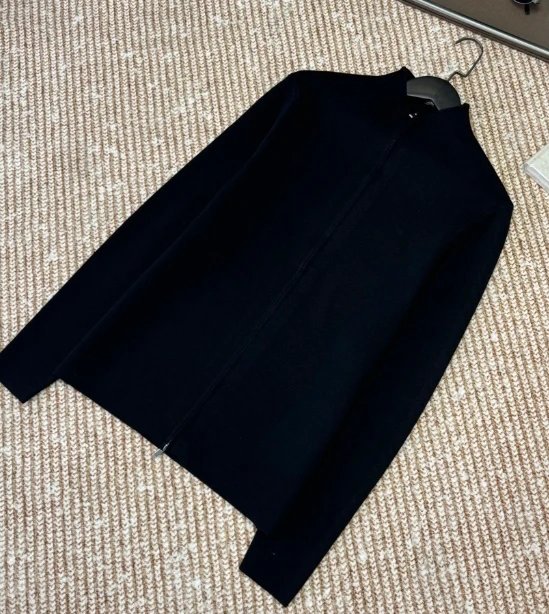Embroidered wool zipper cardigan