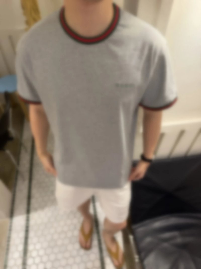 P219 灰色红绿织带短袖
