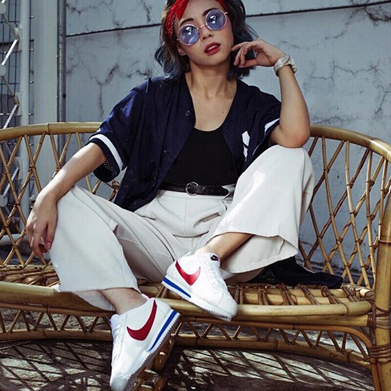 NIKE CLASSIC CORTEZ 阿甘经典白红女运动休闲跑步鞋 807471-103
