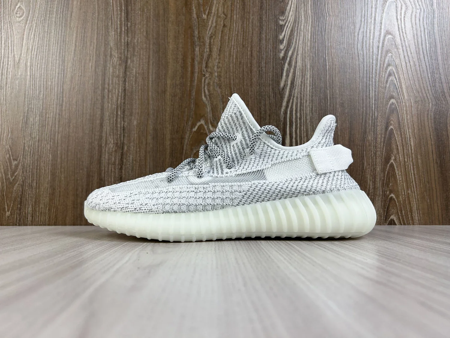 adidas gazelle silver green womens adidas Yeezy Boost 350 V2 Static (Non-Reflective) (Pre-Owned)  The  Magnolia Park