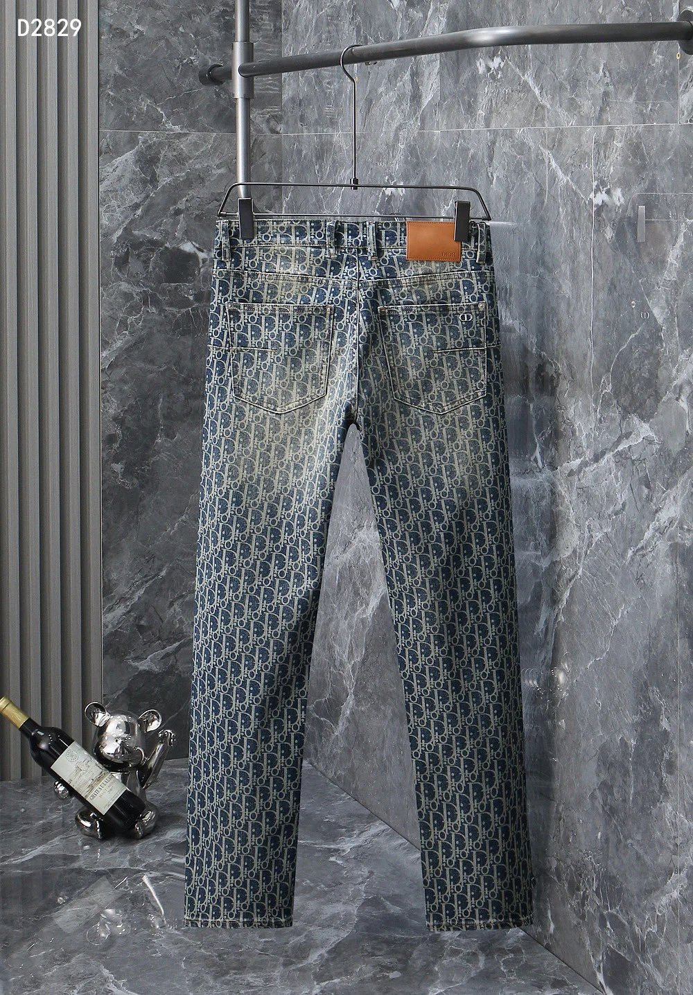 D10R jeans 29-40