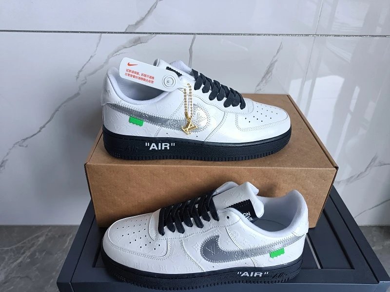 Fashionable sports shoes for men and women0002 13