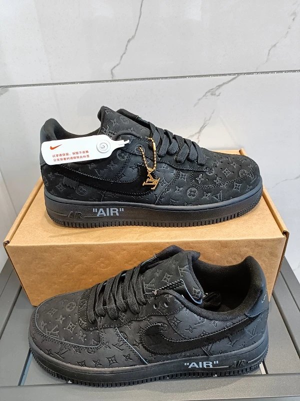 Fashionable sports shoes for men and women0002 12