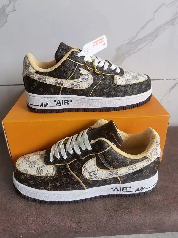 Louis Vuitton x Nike Louis Vuitton x Nike Air Force 1 Low Sneakers - Brown Monogram Check Brown