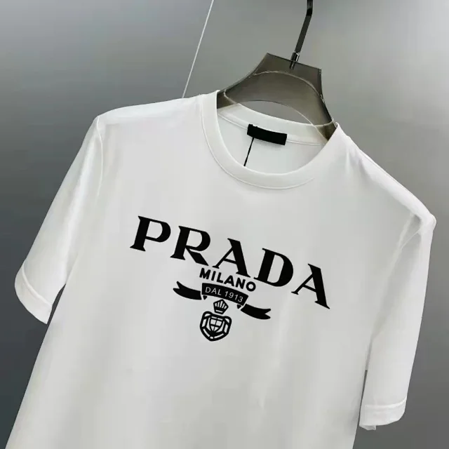 Prada T-Shirts Short-Sleeve Logo Print product detail image 12