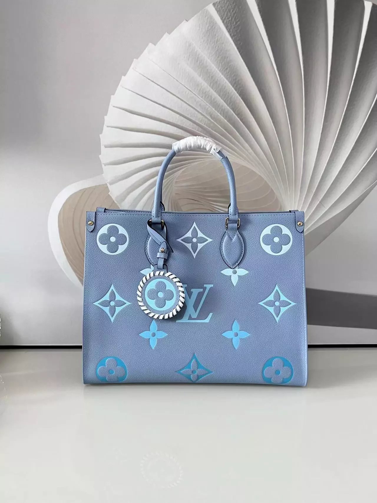 Louis Vuitton OnTheGo Mm 2