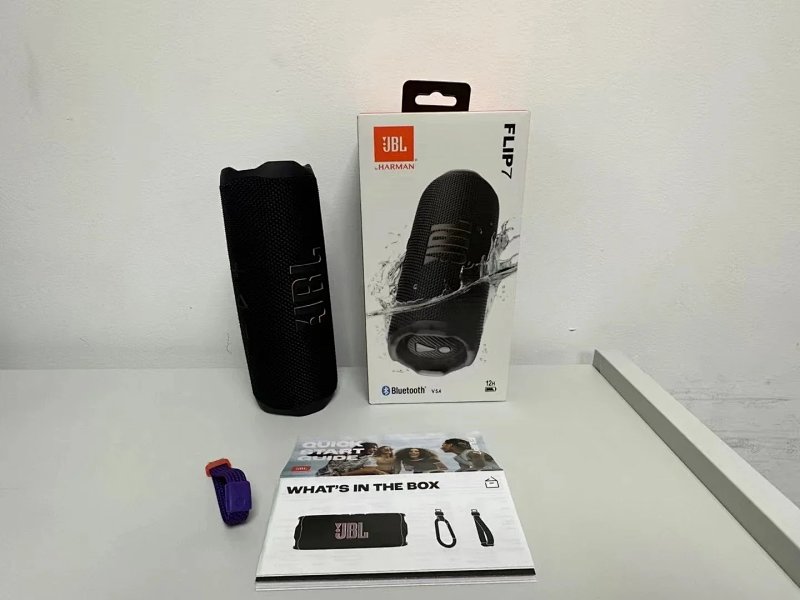 JBL Flip speaker