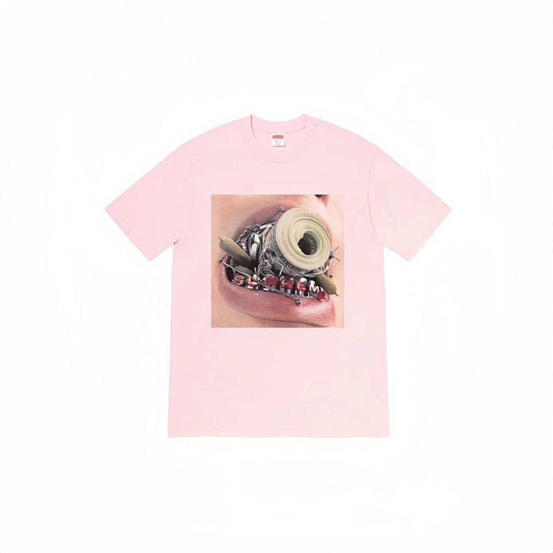 Supreme graphic tee