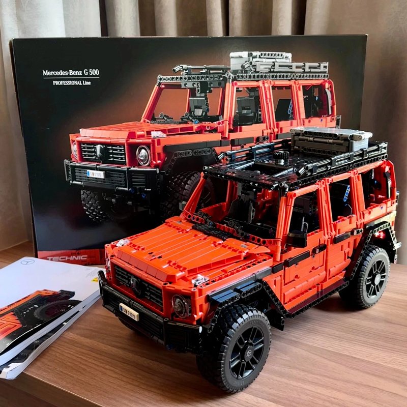 Mercedes G-Class building toy