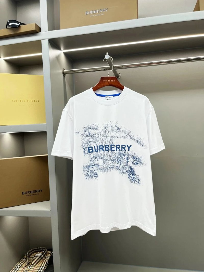 Burberry print tee