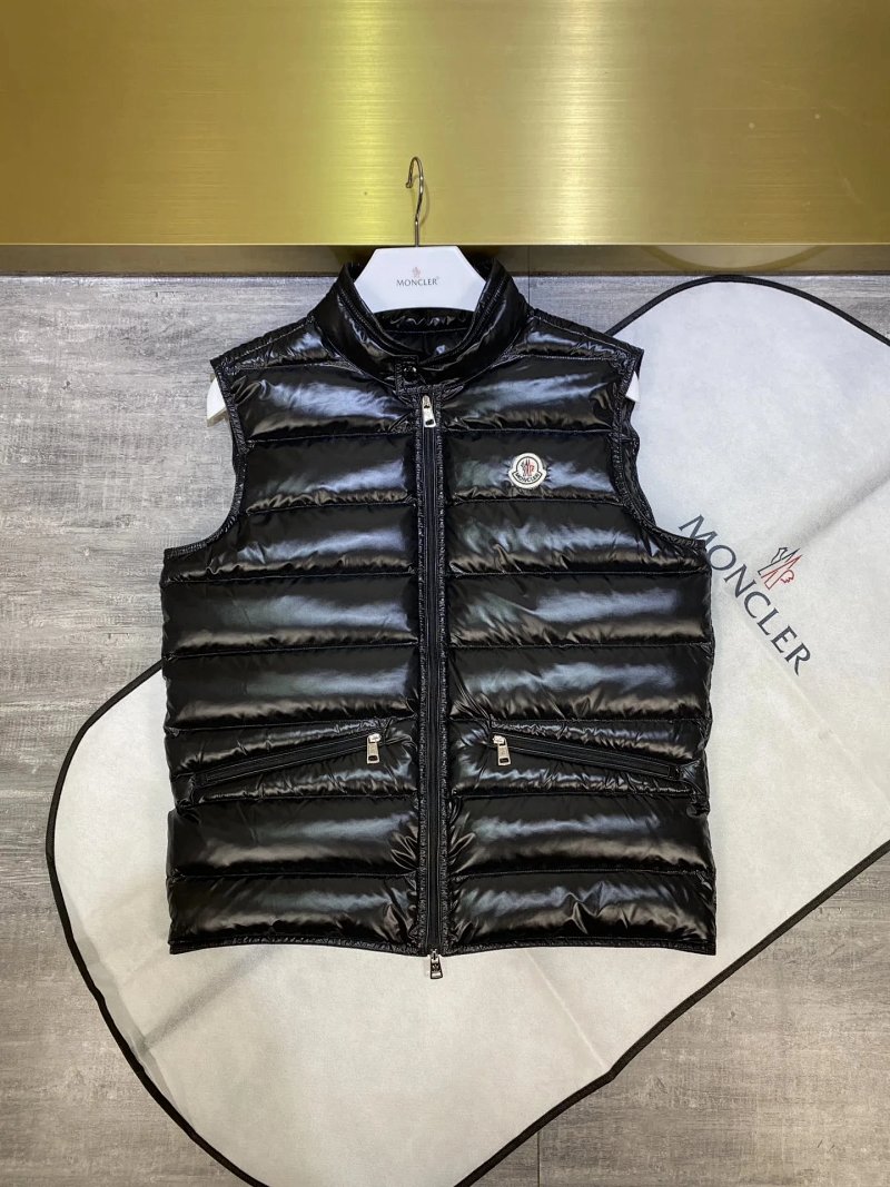 Moncler Ligne down vest