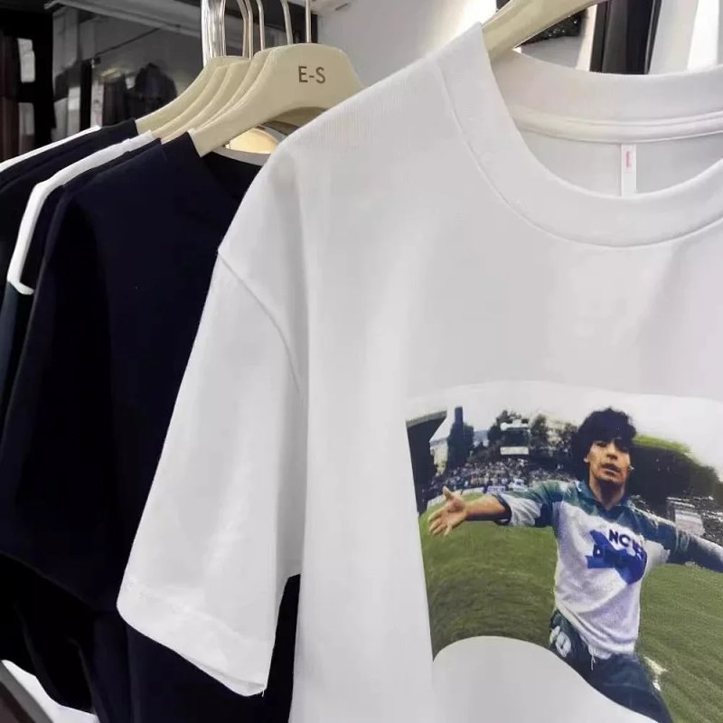White photo print tee