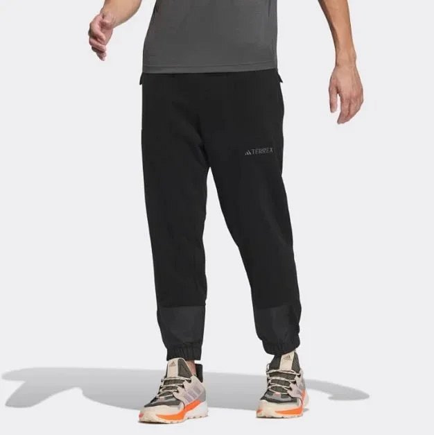 Black jogger pants